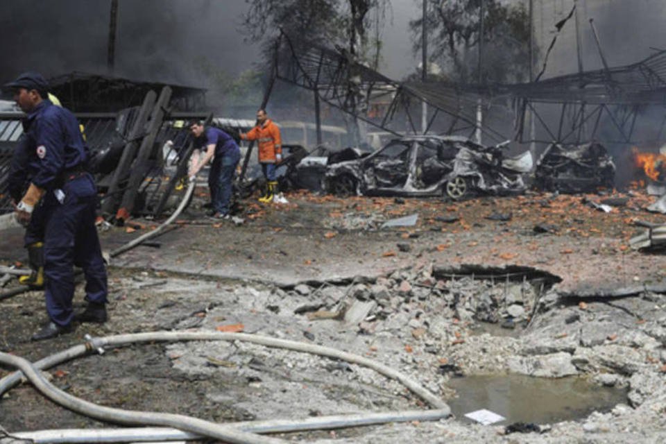 Pelo menos 3 mortos e 11 feridos em explosão em Damasco