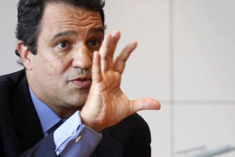 
	Presidente da Embraer Defesa e Seguran&ccedil;a, Luiz Carlos Aguiar: &quot;o&nbsp;que a gente pode falar &eacute; que &eacute; um pre&ccedil;o competitivo. Em termos de pre&ccedil;o, n&oacute;s vamos incomodar&quot;, disse
 (Nacho Doce/Reuters)
