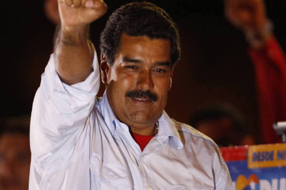 Maduro denuncia 'guerra suja' na eleição