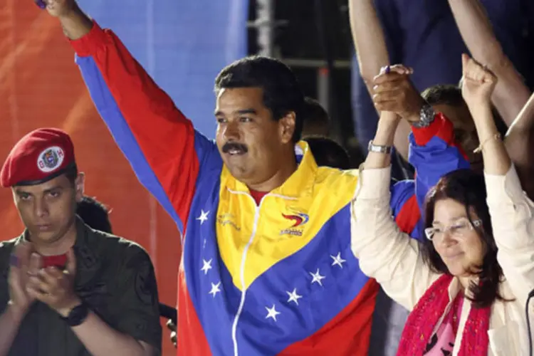 
	Nicol&aacute;s Maduro:&nbsp;os opositores far&atilde;o um boicote por considerarem ileg&iacute;tima a elei&ccedil;&atilde;o de Maduro e v&atilde;o esperar at&eacute; que seja realizada a recontagem de 100% dos votos das elei&ccedil;&otilde;es de domingo.
 (Tomas Bravo/Reuters)