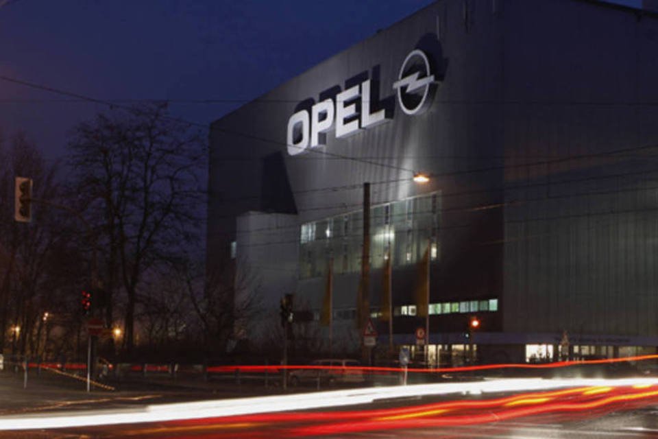 Diretoria da Opel reúne-se para decidir futuro de fábrica