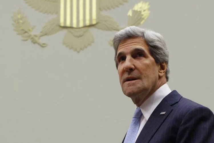
	Secret&aacute;rio de estado dos Estados Unidos, John Kerry:&nbsp;um fundo criado em benef&iacute;cio das v&iacute;timas dos atentados j&aacute; arrecadou cerca de US$ 20 milh&otilde;es com doa&ccedil;&otilde;es de mais de 50 mil pessoas.
 (Gary Cameron/Reuters)