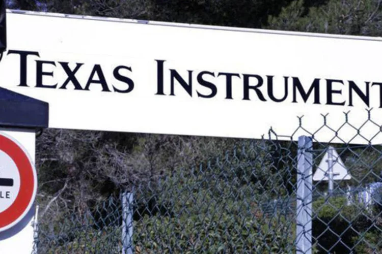 Vista da entrada do edifício de pesquisa da Texas Instruments da França em Villeneuve-Loubet, perto de Nice (Eric Gaillard/Reuters)