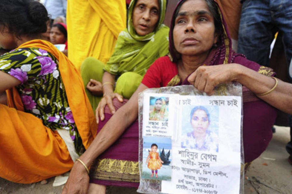 Advogados pedem enforcamento de dono de prédio em Bangladesh