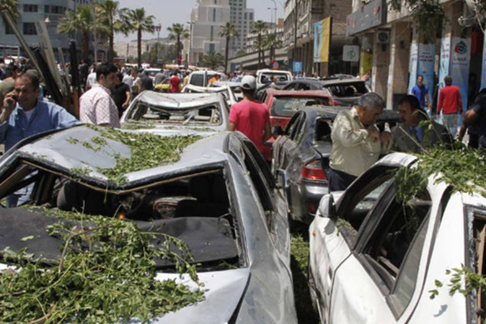 Bomba no centro de Damasco mata 13 e deixa 70 feridos