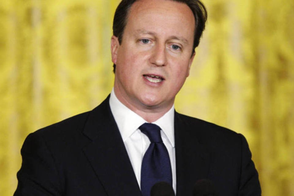 Reino Unido pede fim do embargo de armas para a Síria