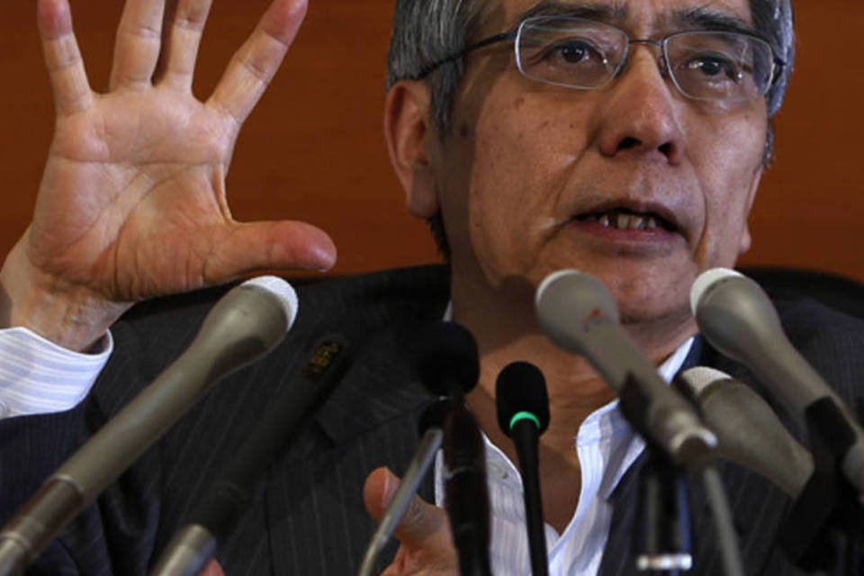 Kuroda, do BoJ, diz que não intencionava influenciar câmbio