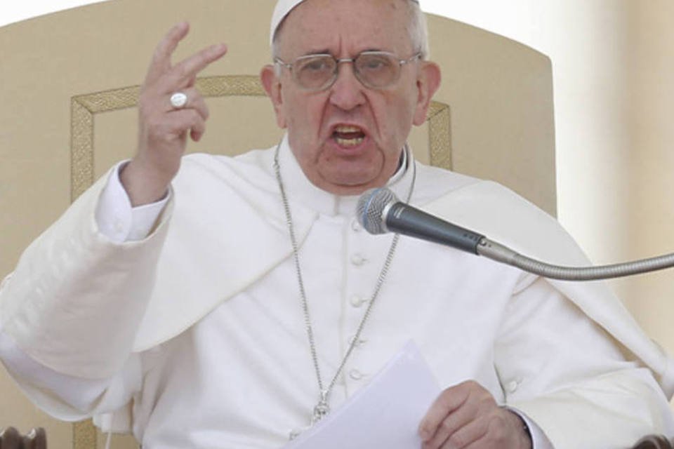 Papa Francisco pede fim da xenofobia aos imigrantes
