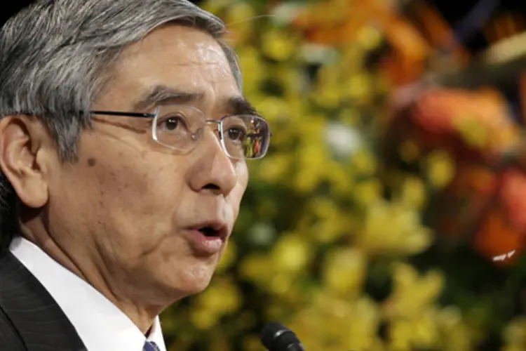 Presidente do banco central japonês, Haruhiko Kuroda: ata da última reunião mostrou algumas autoridades do BC se opondo à meta de inflação de 2% em dois anos (Toru Hanai/Reuters)