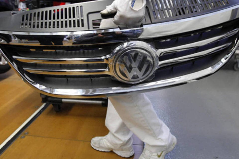 Trabalhadores alemães da VW fecham acordo de salários