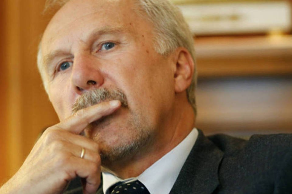 Política do BCE tem que impedir segunda crise, diz Nowotny