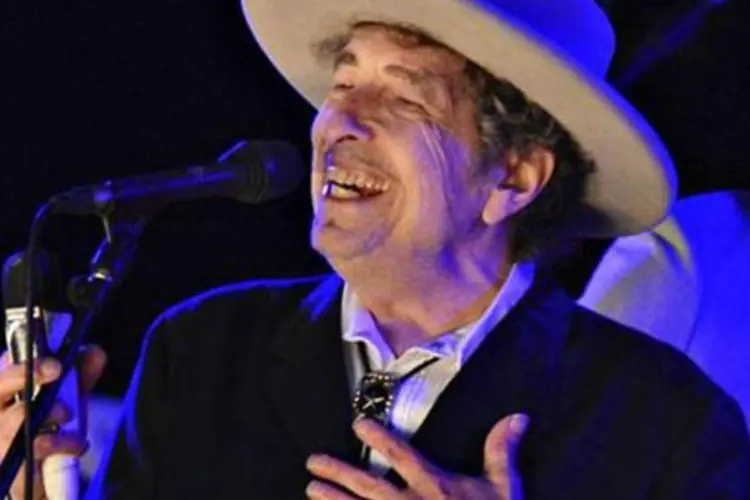Foto de arquivo do músico norte-americano Bob Dylan em Paddock Wood, Grã-Bretanha (Ki Price/Reuters)