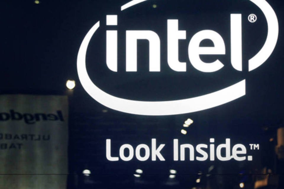 Lucro trimestral da Intel cai 6,3%