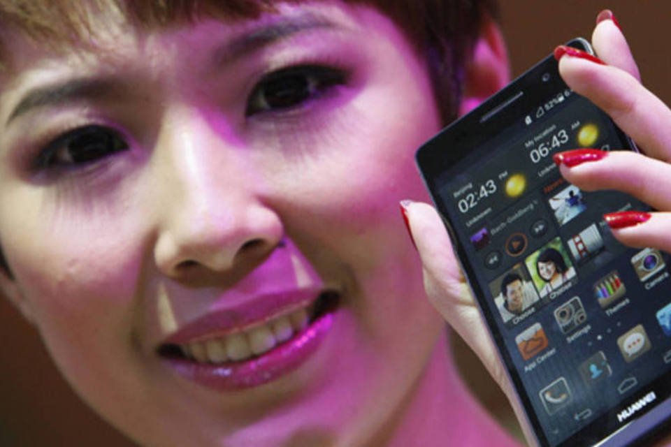 Huawei diz ter interesse na Nokia e critica Windows Phone