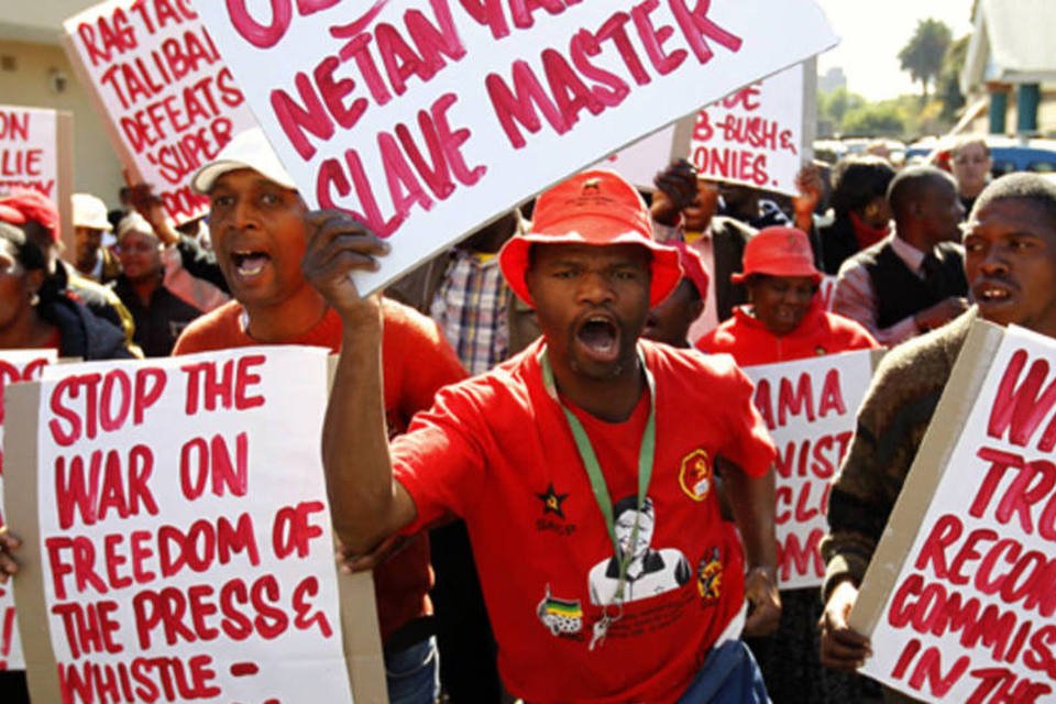 Manifestantes protestam contra Obama em Pretória