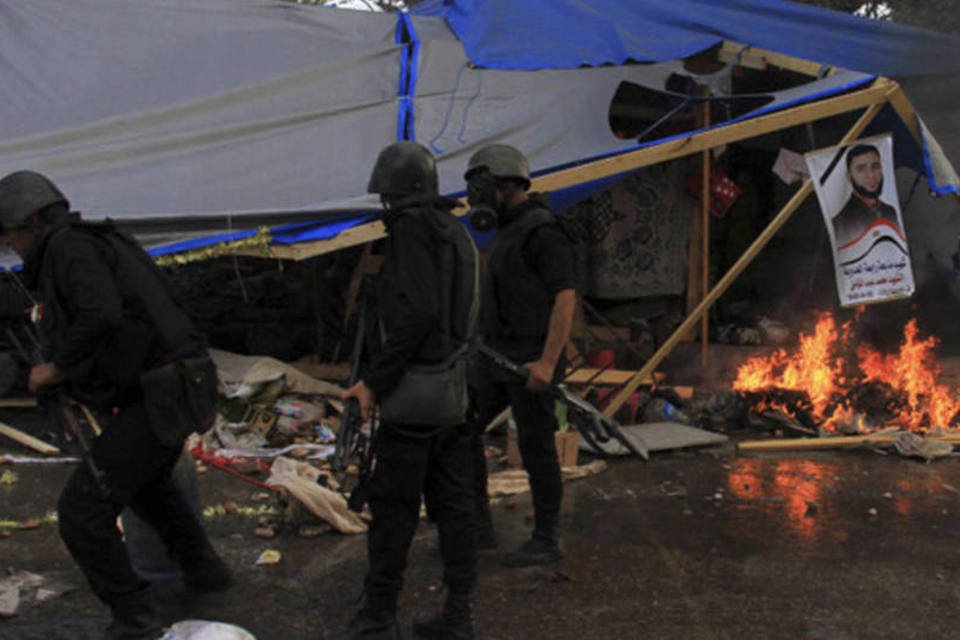 Kerry diz que violência no Egito é "deplorável"