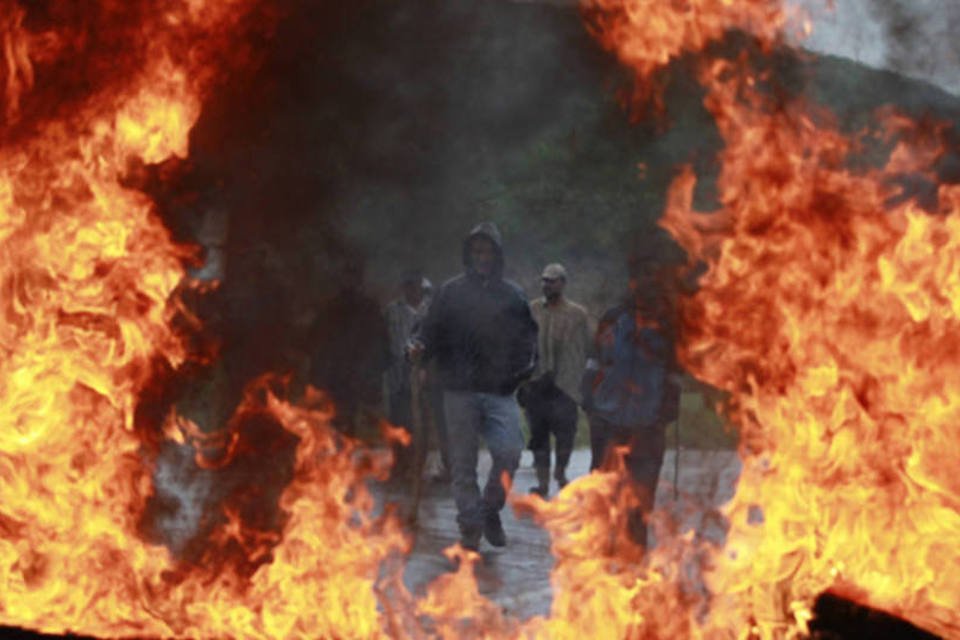 Aprovação de presidente da Colômbia cai após protestos