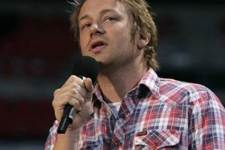 
	Jamie Oliver: chef&nbsp;disse que os trabalhadores europeus eram mais resistentes e mais fortes que os contempor&acirc;neos brit&acirc;nicos
 (Luke MacGregor/Reuters)