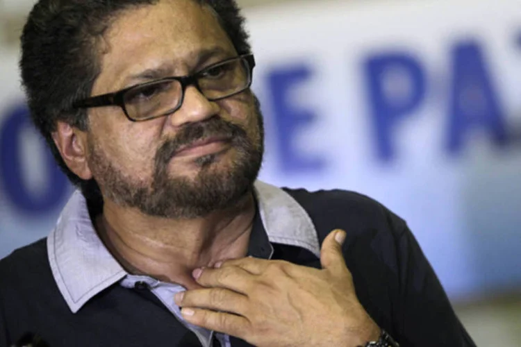 
	Ivan Marquez: &quot;todos estes temas tamb&eacute;m podem ser exigidos da for&ccedil;a p&uacute;blica, que tamb&eacute;m semeia minas. &Eacute; uma problem&aacute;tica rec&iacute;proca que envolve o Ex&eacute;rcito da Col&ocirc;mbia&nbsp;e tamb&eacute;m as for&ccedil;as insurgentes&quot; (Enrique De La Osa/Reuters)