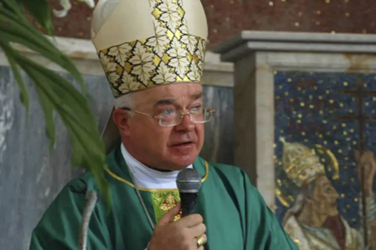 Arcebispo Josef Wesolowski, núncio (embaixador) do Vaticano na República Dominicana, durante uma missa em Santo Domingo (Luis Gomez/Diario Libre/Reuters)