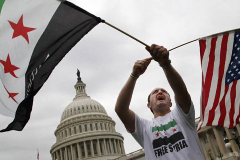 Ameaça de ataque americano à Síria se mantém, adverte Rússia