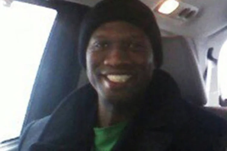 Aaron Alexis, que o FBI acredita ser o responsável pelo tiroteio na base naval em Washington (Kristi Suthamtewakul/Divulgação via Reuters)