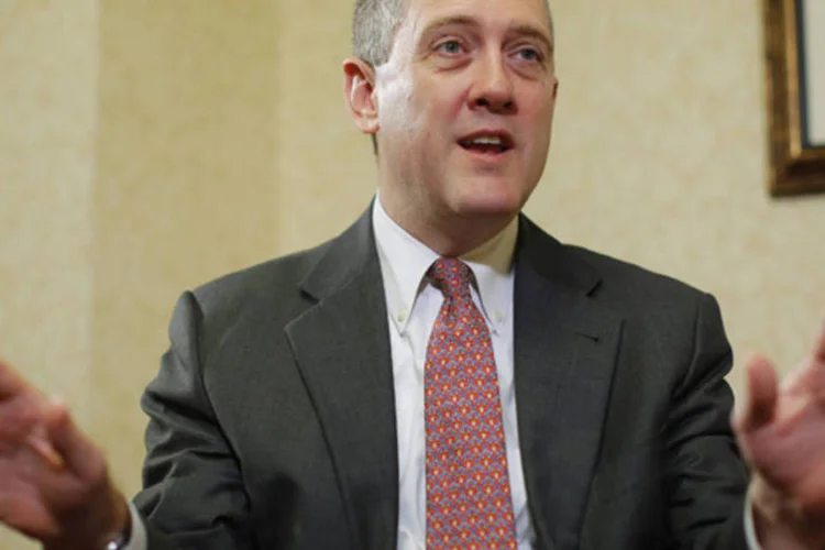 
	James Bullard: &quot;bolhas s&atilde;o um risco e &eacute; um risco que o Fed est&aacute; mantendo as taxas de juros baixas por muito tempo&quot;, afirmou
 (Brian Snyder/Reuters)