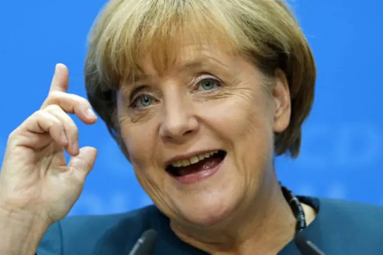 
	Angela Merkel: proposta ser&aacute; apresentada na quarta-feira a um grupo maior de pol&iacute;ticos, liderados pela chanceler alem&atilde;
 (Fabrizio Bensch/Reuters)