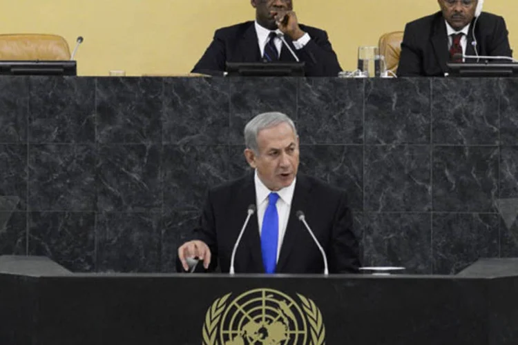 Primeiro-ministro de israel, Benjamin Netanyahu, discursa na 68ª Assembleia Geral da ONU em Nova York (Andrew Gombert/Reuters)