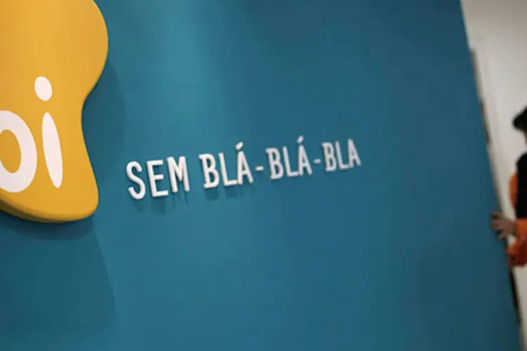 
	Loja da Oi: a brasileira defendeu a venda de opera&ccedil;&otilde;es do grupo portugu&ecirc;s
 (REUTERS/Nacho Doce)