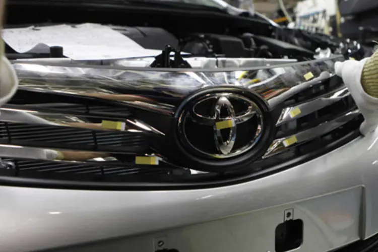 
	Linha de montagem da Toyota: Moan disse que ministro tamb&eacute;m confirmou que a recomposi&ccedil;&atilde;o ser&aacute; parcial, mas n&atilde;o deu um prazo para o an&uacute;ncio
 (Osman Orsal/Reuters)