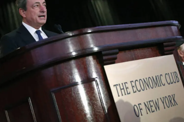 Mario Draghi, Presidente do Banco Central Europeu, durante encontro no Clube Econômico de Nova York  (Mike Segar/Reuters)