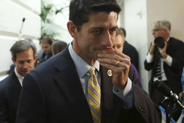
	Deputado Paul Ryan: acordo foi elaborado pelo presidente da comiss&atilde;o do Or&ccedil;amento da C&acirc;mara, Paul Ryan, e pela presidente da comiss&atilde;o do Or&ccedil;amento do Senado, Patty Murray
 (Gary Cameron/Reuters)