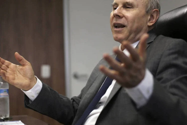 
	Guido Mantega: ministro voltou a citar melhora da economia internacional como fator necess&aacute;rio para garantir bom desempenho da economia brasileira neste ano
 (Nacho Doce/Reuters)