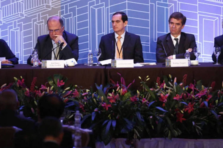 Integrantes de bancos centrais durante conferência organizado pelo Banco Central mexicano na Cidade do México (Tomas Bravo/Reuters)