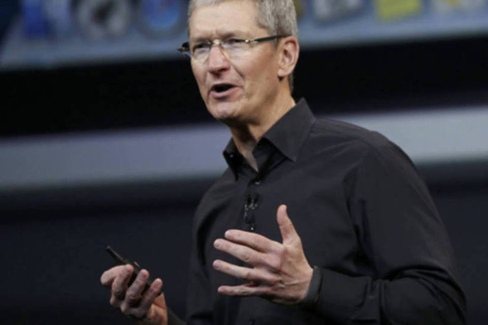 Apple afirma que defenderá privacidade do iPhone na justiça