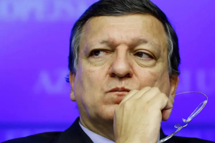 
	Jos&eacute; Manuel Barroso: &quot;esperamos(...) que medidas contra os respons&aacute;veis pela viol&ecirc;ncia e o uso excessivo da for&ccedil;a possam ser acordadas pelos nossos Estados-membros em car&aacute;ter de urg&ecirc;ncia&quot;
 (Yves Herman/Reuters)