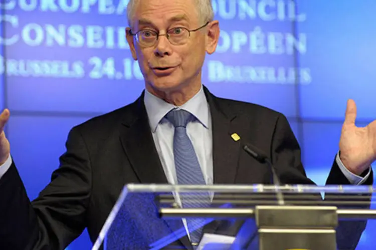 
	O presidente do Conselho Europeu, Herman Van Rompuy: &quot;san&ccedil;&otilde;es contra a R&uacute;ssia&nbsp;ter&atilde;o efeito legal nesta tarde&quot;
 (REUTERS/Laurent Dubrule)