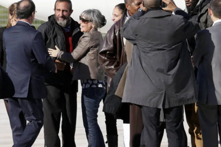 Ex-reféns franceses: homens foram sequestrados em 2010 enquanto trabalhavam para o grupo nuclear francês Areva e uma subsidiária do grupo de construção Vinci no Níger (REUTERS/Philippe Wojazer)