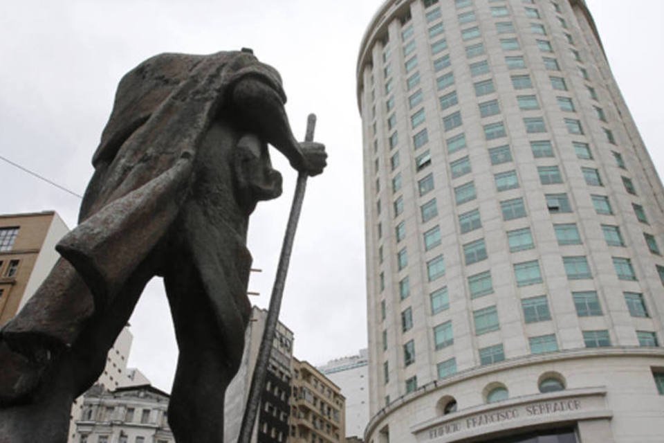 Pimco se torna investidor de risco em swap de dívida da OGX