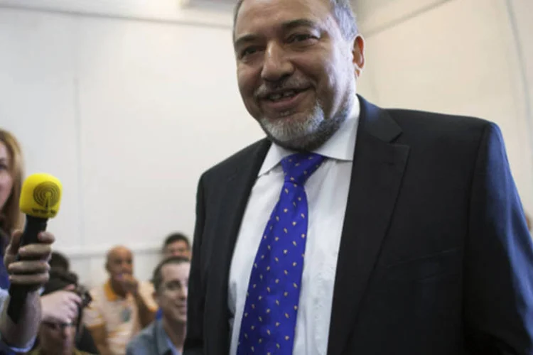 Avigdor Lieberman: Netanyahu manteve o posto de chefe do Ministério das Relações Exteriores vago enquanto aguardava o veredicto do ex-chanceler (Reuters)