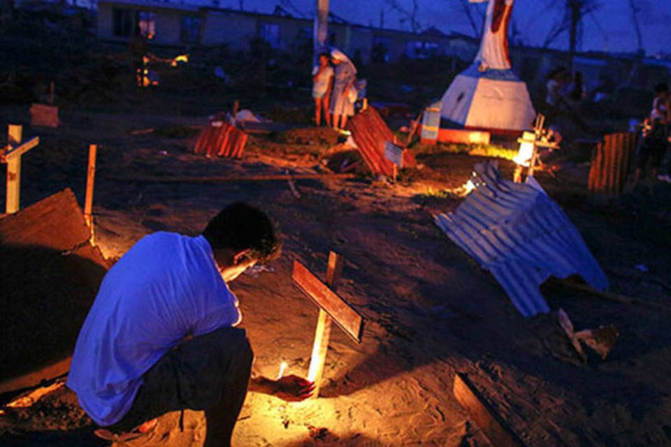 Número de mortos por tufão nas Filipinas chega a 5,5 mil