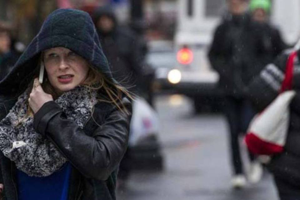 Tempestade de chuva e neve atinge leste dos EUA