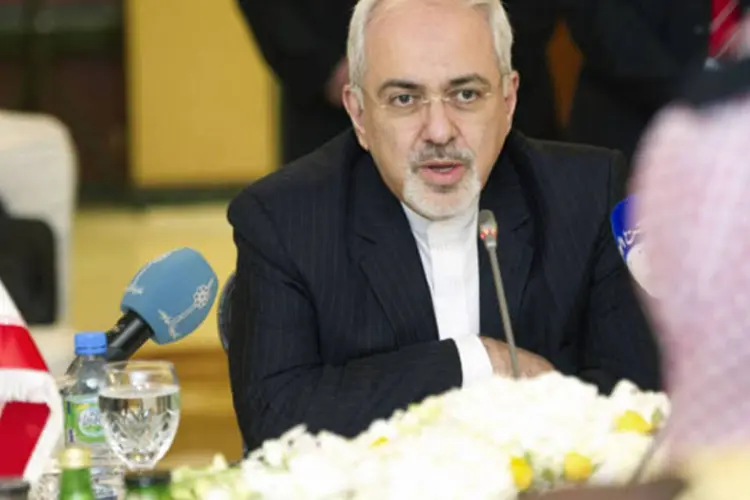 
	Mohammad Javad Zarif, ministro iraniano: &quot;n&oacute;s n&atilde;o iremos fech&aacute;-lo. N&atilde;o iremos desmantel&aacute;-lo. N&oacute;s n&atilde;o iremos fechar ou desmantelar nada, essa &eacute; a nossa linha vermelha&quot;
 (Stephanie McGehee/Reuters)