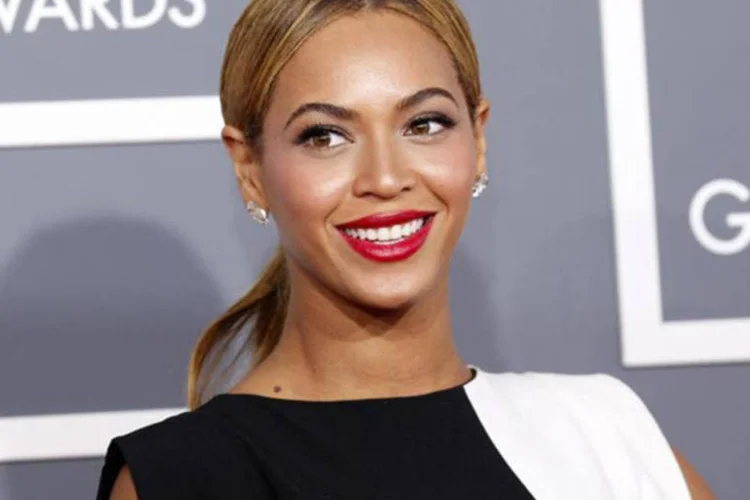 Beyoncé: por enquanto o novo álbum está disponível apenas em versão digital via iTunes (Mario Anzuoni/Reuters)
