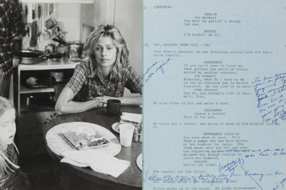 Objetos de Farrah Fawcett são leiloados por quase US$200 mil