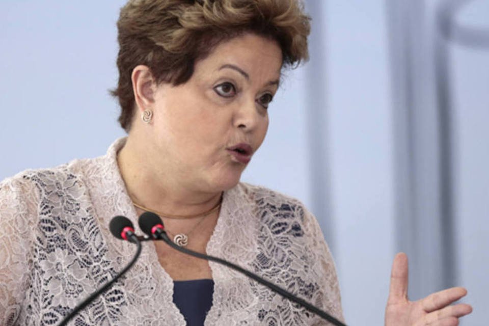 Dilma repete que prioridade em MG é salvar vidas