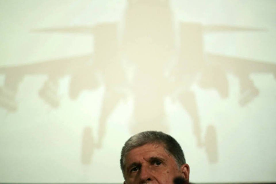 Cooperação não será afetada, diz ex-embaixador dos EUA