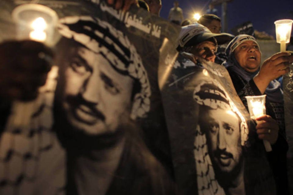 Palestinos divididos nos 10 anos da morte de Arafat