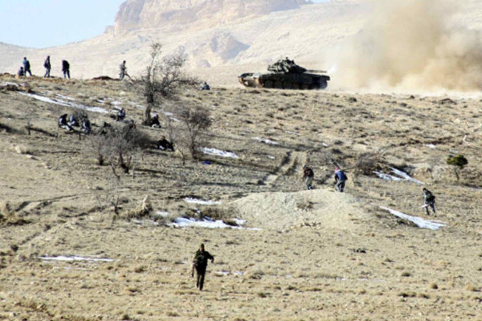 Exército sírio inicia ofensiva terrestre em Damasco